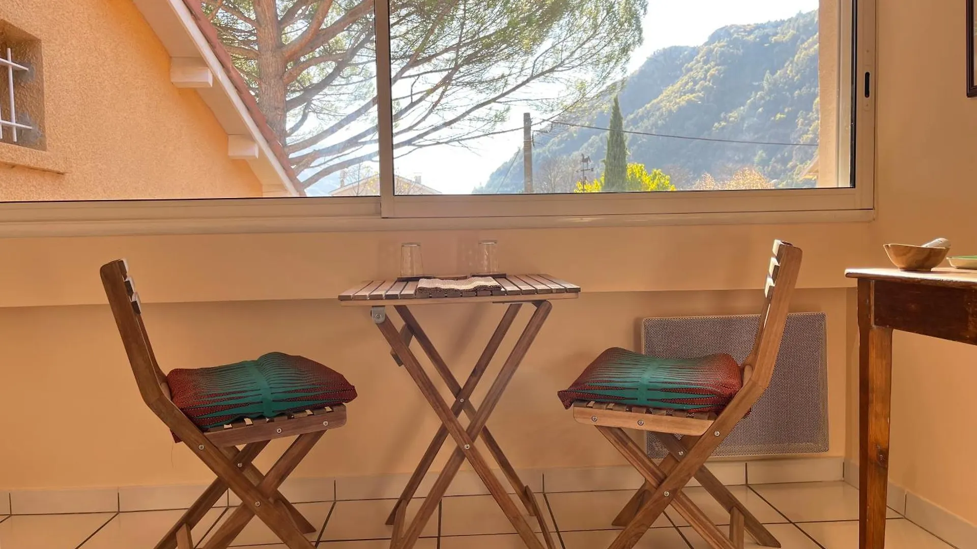 Chambres D'Hotes - Le Pin Des Arches Digne-les-Bains France